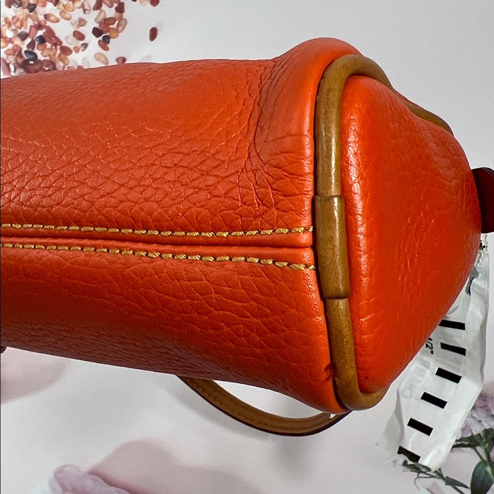 🦆 DOONEY & BOURKE DILLEN MINI BARREL TANGERINE ORANGE PEBBLE LEATHER BAG - Picture 5 of 11